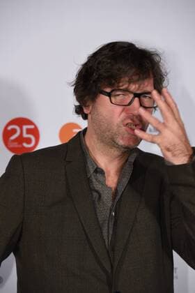 Der österreichische Regisseur und Autor David Schalko kommt am 01.10.2015 in Köln zur Preisverleihung der 25. Cologne Conference. Ausgezzeichnet werden herausragende Leistungen aus der internationalen Film- und Fernsehbranche. Vom 25.09. bis 01.10. findet das Festival für herausragendes Fernsehen und unabhängige Filmkultur in Köln statt.
