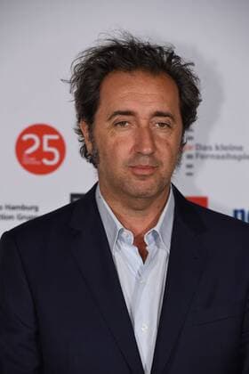 Der italienische Filmemacher Paolo Sorrentino kommt am 01.10.2015 in Köln zur Preisverleihung der 25. Cologne Conference. Ausgezzeichnet werden herausragende Leistungen aus der internationalen Film- und Fernsehbranche. Vom 25.09. bis 01.10. findet das Festival für herausragendes Fernsehen und unabhängige Filmkultur in Köln statt.