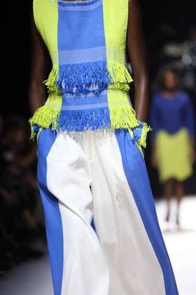ENTERTAINMENT MODE Paris Fashion Week - Issey Miyake Modenschau A model takes to the catwalk during the presentation of Issey Miyake s collection as part of the 2016 Spring-Summer ready-to-wear Fashion Week in Paris, on October 2, 2015.  PAR20151002107 MAYAxVIDON-WHITE