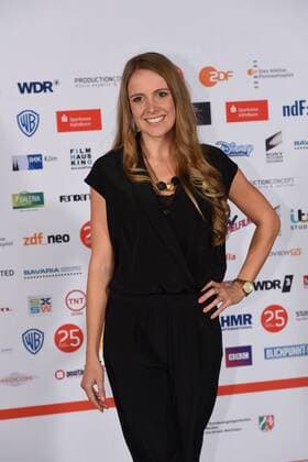 Schauspielerin Katrin WOLTER kommt am 01.10.2015 in Köln zur Preisverleihung der 25. Cologne Conference. Ausgezzeichnet werden herausragende Leistungen aus der internationalen Film- und Fernsehbranche. Vom 25.09. bis 01.10. findet das Festival für herausragendes Fernsehen und unabhängige Filmkultur in Köln statt.