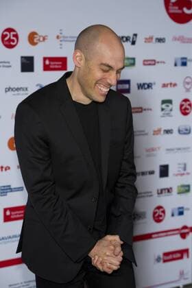 Preistraeger Joshua OPPENHEIMER, USA, Regisseur, Roter Teppich, Red Carpet Show, Preisverleihung der Cologne Conference in Koeln, 01.10.2015.
