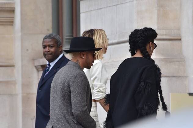 Lewis Hamilton - Janelle Monae - Paris, Frankreich - Paris Fashion Week, Modenschau Stella McCartney 