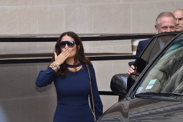 Salma Hayek-Pinault - Paris, Frankreich - Paris Fashion Week, Modenschau Stella McCartney 