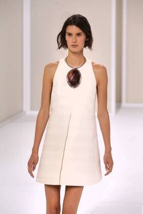 A model takes to the catwalk during the presentation of Hermes collection as part of the 2016 Spring-Summer ready-to-wear Fashion Week in Paris, on October 5, 2015.  PAR20151005102 ECOxCLEMENT
