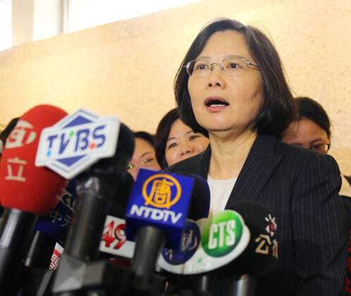 Taiwan opposition leader departs for four-day visit to Japan Tsai Ing-wen, leader and presidential candidate of Taiwan s opposition Democratic Progressive Party, speaks to the press at a Taipei airport on Oct. 6, 2015, before departing for a four-day visit to Japan. Looking to promote economic cooperation and cultural exchanges between Taiwan and Japan, Tsai will visit the opposition Democratic Party of Japan and the ruling Liberal Democratic Party. 