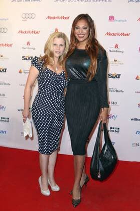 Michaela Schaffrath und Khadra Sufi bei der Verleihung des Deutschen Sportjournalistenpreises 2015 im Hotel Grand Elysee. Hamburg, 05.10.2015 Foto:xgbrcix xFuturexImage