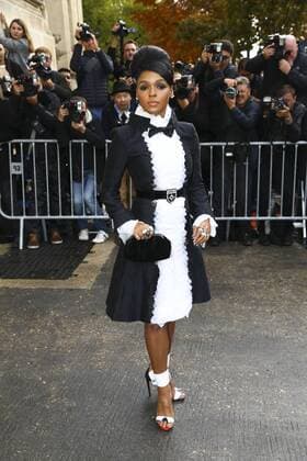 Janelle Monae - Paris Fashion Week, Modenschau Chanel - Paris, Frankreich - 06 10 2015 GwendolineLeGoff Panoramic 