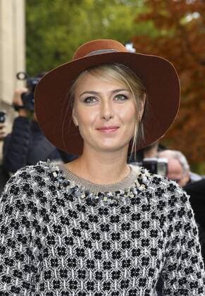 Maria Sharapova - Paris Fashion Week, Modenschau Chanel - Paris, Frankreich - 06 10 2015 GwendolineLeGoff Panoramic 
