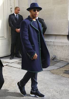 Lewis Hamilton - Paris Fashion Week, Modenschau Chanel - Paris, Frankreich - 06 10 2015 GwendolineLeGoff Panoramic 