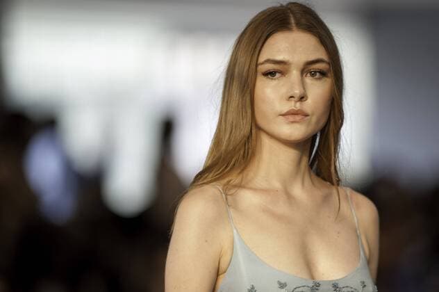 BELO HORIZONTE, MG - 06 10 2015: MINING TREND AUTUMN WINTER 2016 - Model for parade Grife VIVAZ in the 17th edition of Trend Autumn Winter Mines 2016 06 to October 09 at Expominas - Avenida Amazonas, 6030 - Gameleira - BH - MG. .  Mour?oxPanda