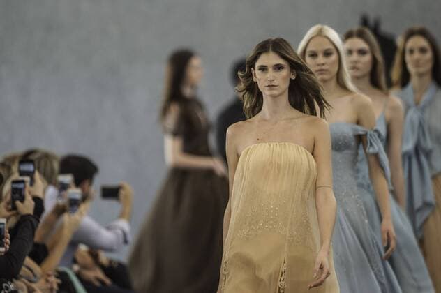 BELO HORIZONTE, MG - 06 10 2015: MINING TREND AUTUMN WINTER 2016 - Model for parade Grife VIVAZ in the 17th edition of Trend Autumn Winter Mines 2016 06 to October 09 at Expominas - Avenida Amazonas, 6030 - Gameleira - BH - MG. .  Mour?oxPanda