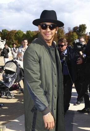 Lewis Hamilton CELEBRITES : Modenschau Valentino - Pret a Porter Printemps Ete 2016 - 06 10 2015 GwendolineLeGoffx 