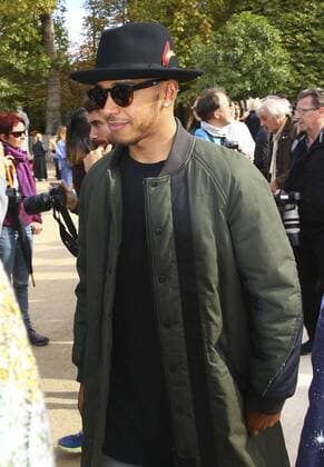 Lewis Hamilton CELEBRITES : Modenschau Valentino - Pret a Porter Printemps Ete 2016 - 06 10 2015 GwendolineLeGoffx 