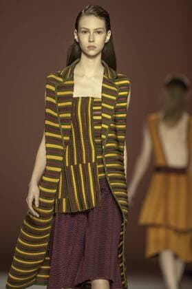 BELO HORIZONTE, MG - 06 10 2015: MINING TREND AUTUMN WINTER 2016 - Model for parade Grife Faven in the 17th edition of Trend Autumn Winter Mines 2016 06 to October 09 at Expominas - Avenida Amazonas, 6030 - Gameleira - BH - MG. .  Mour?oxPanda