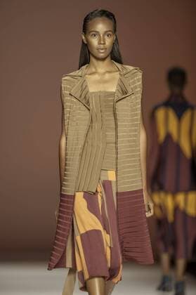 BELO HORIZONTE, MG - 06 10 2015: MINING TREND AUTUMN WINTER 2016 - Model for parade Grife Faven in the 17th edition of Trend Autumn Winter Mines 2016 06 to October 09 at Expominas - Avenida Amazonas, 6030 - Gameleira - BH - MG. .  Mour?oxPanda