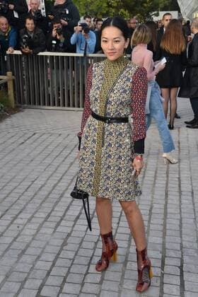 Tina Leung CELEBRITES : Modenschau Louis Vuitton - Pret a Porter Printemps Ete 2016 - 07 10 2015 LIONELURMANx 