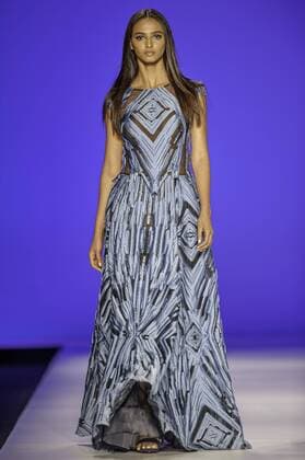 BELO HORIZONTE, MG - 06 10 2015: MINING TREND AUTUMN WINTER 2016 - Model for parade Grife FABIANA MILAZZO in the 17th edition of Trend Autumn Winter Mines 2016 06 to October 09 at Expominas - Avenida Amazonas, 6030 - Gameleira - BH -. MG.  Mour?oxPanda