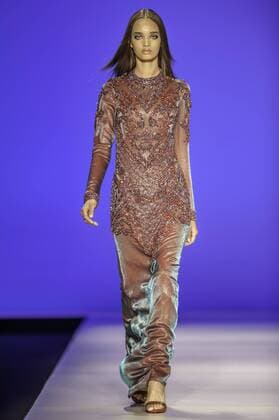BELO HORIZONTE, MG - 06 10 2015: MINING TREND AUTUMN WINTER 2016 - Model for parade Grife FABIANA MILAZZO in the 17th edition of Trend Autumn Winter Mines 2016 06 to October 09 at Expominas - Avenida Amazonas, 6030 - Gameleira - BH -. MG.  Mour?oxPanda