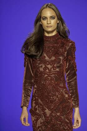 BELO HORIZONTE, MG - 06 10 2015: MINING TREND AUTUMN WINTER 2016 - Model for parade Grife FABIANA MILAZZO in the 17th edition of Trend Autumn Winter Mines 2016 06 to October 09 at Expominas - Avenida Amazonas, 6030 - Gameleira - BH -. MG.  Mour?oxPanda