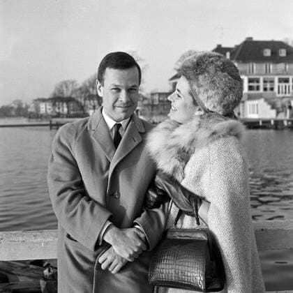 Die österreichische Schauspielerin Christiane Hörbiger mit ihrem ersten Ehemann, dem Regisseur Wolfgang Glück, Anfang 1960er Jahre. Copyright: Roba SiegfriedxPilz UnitedArchives04204