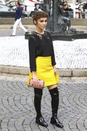 Lola Le Laan CELEBRITES : Modenschau Miu Miu - Pret a Porter Printemps Ete 2016 - 07 10 2015 GwendolineLeGoffx 