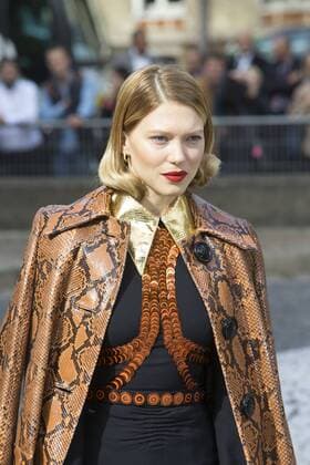 Lea Seydoux CELEBRITES : Modenschau Miu Miu - Pret a Porter Printemps Ete 2016 - 07 10 2015 GwendolineLeGoffx 