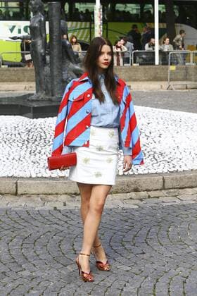 Anya Taylor Joy CELEBRITES : Modenschau Miu Miu - Pret a Porter Printemps Ete 2016 - 07 10 2015 GwendolineLeGoffx 