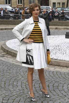 Louise Bourguoin CELEBRITES : Modenschau Miu Miu - Pret a Porter Printemps Ete 2016 - 07 10 2015 GwendolineLeGoffx 