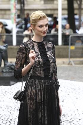 Elizabeth Debicki CELEBRITES : Modenschau Miu Miu - Pret a Porter Printemps Ete 2016 - 07 10 2015 GwendolineLeGoffx 