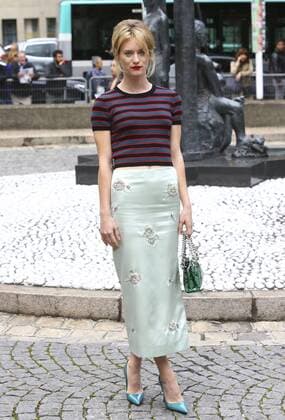 Mackenzie Davis CELEBRITES : Modenschau Miu Miu - Pret a Porter Printemps Ete 2016 - 07 10 2015 GwendolineLeGoffx 