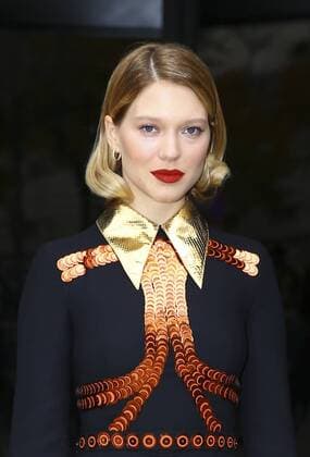 Lea Seydoux CELEBRITES : Modenschau Miu Miu - Pret a Porter Printemps Ete 2016 - 07 10 2015 GwendolineLeGoffx 