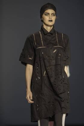 BELO HORIZONTE, MG - 07 10 2015: MINING TREND AUTUMN WINTER 2016 - Model for parade Grife LINO Villaventura in the 17th edition of Trend Autumn Winter 2016 Mines from 06 to 09 October at Expominas - Avenida Amazonas, 6030 - Gameleira - BH -. MG.  Mour?oxPanda