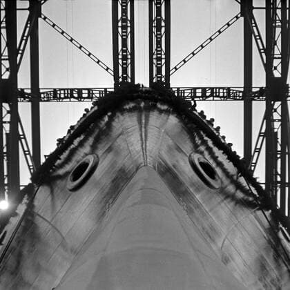 Stapellauf des Tankschiffs Esso Stuttgart bei den Howaldtswerken Deutsche Werft AG in Hamburg, Deutschland 1950er Jahre. Launching of tankship Esso Stuttgart at Howaldtswerke Deutsche Werft AG dockyard in Hamburg, Germany 1950s. Copyright: Roba SiegfriedxPilz UnitedArchives07977