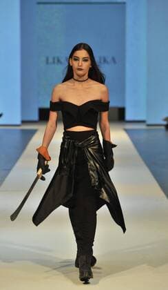 (151011) -- TBILISI, - A model presents a creation by Lika from Georgia during the Tbilisi Spring Fashion Week 2016, in Tbilisi, capital of Georgia, on Oct. 11, 2015. ) GEORGIA-TBILISI-SPRING FASHION WEEK-CLOSING CEREMONY GiorgexInduashvili 