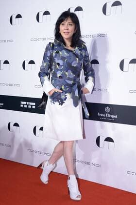 SHANGHAI, CHINA - OCTOBER 12: (CHINA OUT) Actress Carina Lau attends the Comme Moi Fashion Show on October 12, 2015 in Shanghai, China.  CFP474265427