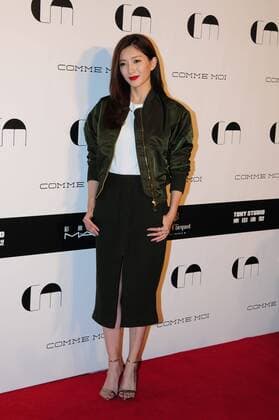 SHANGHAI, CHINA - OCTOBER 12: (CHINA OUT) Actress Jiang Shuying attends the Comme Moi Fashion Show on October 12, 2015 in Shanghai, China.  CFP474265439