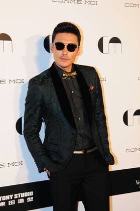 SHANGHAI, CHINA - OCTOBER 12: (CHINA OUT) Actor Hu Bing attends the Comme Moi Fashion Show on October 12, 2015 in Shanghai, China.  CFP474265440