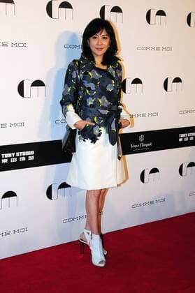 SHANGHAI, CHINA - OCTOBER 12: (CHINA OUT) Actress Carina Lau attends the Comme Moi Fashion Show on October 12, 2015 in Shanghai, China.  CFP474265443