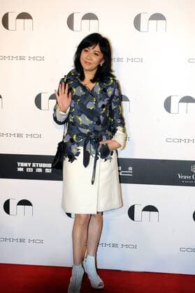 SHANGHAI, CHINA - OCTOBER 12: (CHINA OUT) Actress Carina Lau attends the Comme Moi Fashion Show on October 12, 2015 in Shanghai, China.  CFP474265457