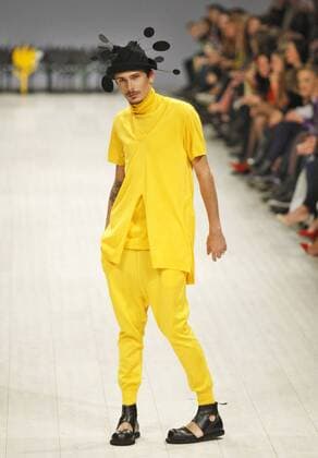 Oct. 14, 2015 - Kiev, Ukraine - A model presents a creation by Ukrainian designer Viktor Anisimov during Ukrainian Fashion Week in Kiev, Ukraine. The event presents Spring Summer 2016 collections by Ukrainian and international designers from 14 to 20 October. Kiev Ukraine - ZUMAg194