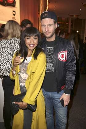 Alexandra Simone Maurer mit Begleitung beim Musikexpress Style Award 2015 im Kosmos. Berlin, 15.10.2015 Foto:xS.xGabschx xFuturexImage