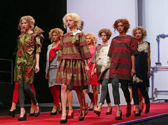MOSCOW, RUSSIA. OCTOBER 16, 2015. Models wear creations by La Redoute for a spring summer 2016 collection, at Plus Size Fashion Weekend Show during the 34th Moscow Fashion Week in Gostiny Dvor. Artyom Geodakyan TASS  TS00FFBF