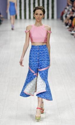 Oct. 16, 2015 - Kiev, Ukraine - A model presents a creation by Ukrainian designer Elena Burba during the Ukrainian Fashion Week in Kiev, Ukraine, 16 October 2015. The event presents Spring Summer 2016 collections by Ukrainian and international designers from 14 to 20 October. Kiev Ukraine  - ZUMAn230