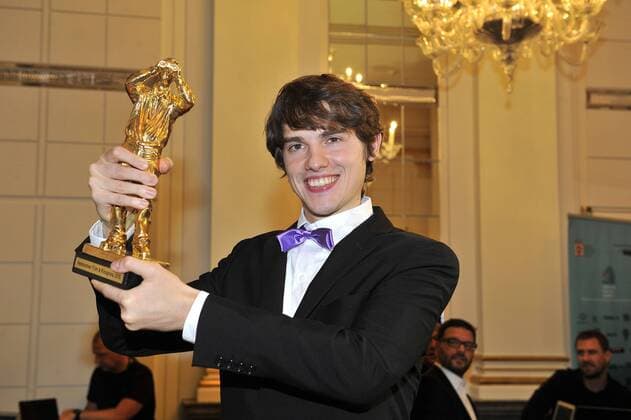 Preisträger Emanuel Brod bei der Verleihung Hessischer Film- und Kinopreis 2015 am 16.10.2015 in Frankfurt Hessischer Filmpreis 2015 in Frankfurt 