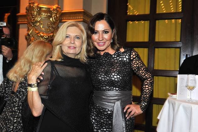 Sabine Postel und Simone Thomalla bei der Verleihung Hessischer Film- und Kinopreis 2015 am 16.10.2015 in Frankfurt Hessischer Filmpreis 2015 in Frankfurt 