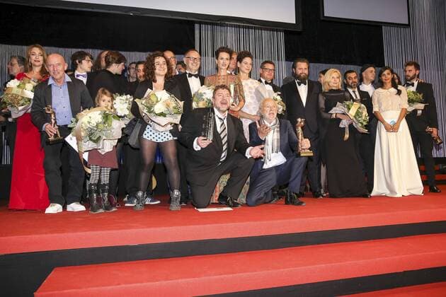 Preisträger und Laudatoren bei der Verleihung vom Hessischen Film- und Kinopreis 2015 in der Alten Oper. Frankfurt, 16.10.2015 Foto:xP.xBackx xFuturexImage