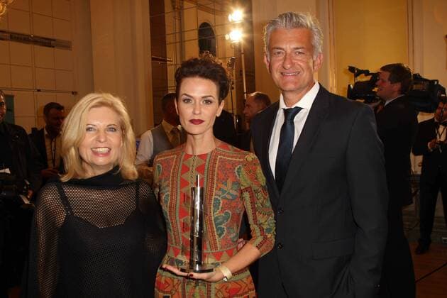 Sabine Postel, Melika Foroutan und Dominic Raacke Hessische Filmpreis Verleihung des Hessische Filmpreis Preis, Auszeichung, Alten Oper Frankfurt 16. Oktober 2015