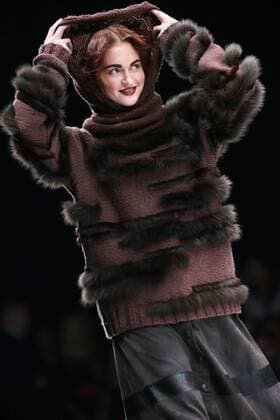 MOSCOW, RUSSIA. OCTOBER 17, 2015. A model showcases a creation by Kalinka-Morozov fashion house during the Moscow Fashion Week at Gostiny Dvor. Artyom Geodakyan TASS  TS01004F