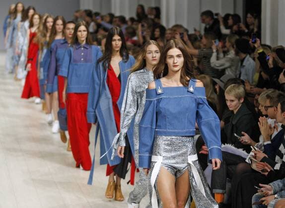 Oct. 17, 2015 - Kiev, Ukraine - Models presents a creation by Flow the Label during the Ukrainian Fashion Week in Kiev, Ukraine, 17 October 2015. The event presents Spring Summer 2016 collections by Ukrainian and international designers from 14 to 20 October. Kiev Ukraine - ZUMAg194