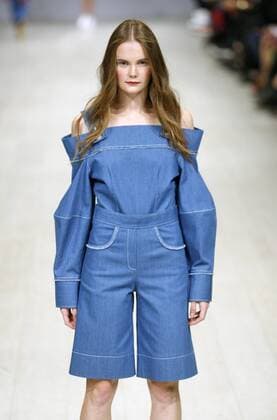 Oct. 17, 2015 - Kiev, Ukraine - A model presents a creation by Flow the Label during the Ukrainian Fashion Week in Kiev, Ukraine, 17 October 2015. The event presents Spring Summer 2016 collections by Ukrainian and international designers from 14 to 20 October. Kiev Ukraine - ZUMAg194